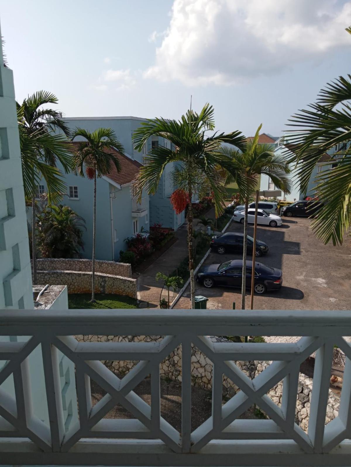 Point Village, Negril, Jamaica Eksteriør billede